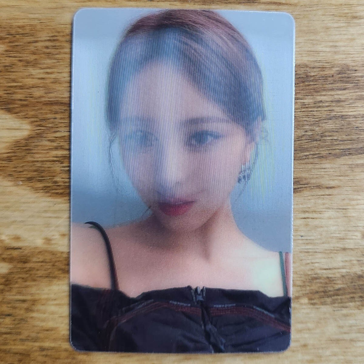 Yuna Official Lenticular Photocard Itzy Cheshire Limited