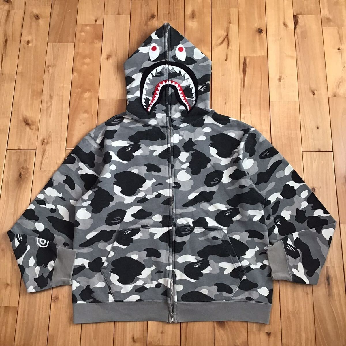 半額　NEW MULTI CAMO SHARK HOODIE ONEPIECE NEW MULTI CAMO SHARK HOODIE ONEPIECE KIDS – eu.bape.com