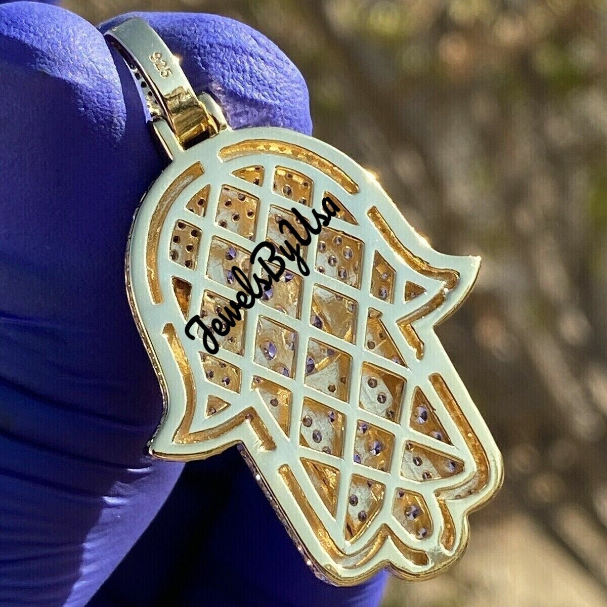 Pre-owned Nsg 3ct Men's D/vvs Moissanite 3d Hamsa Hand Charm Pendant Yellow Gold Plated Silver