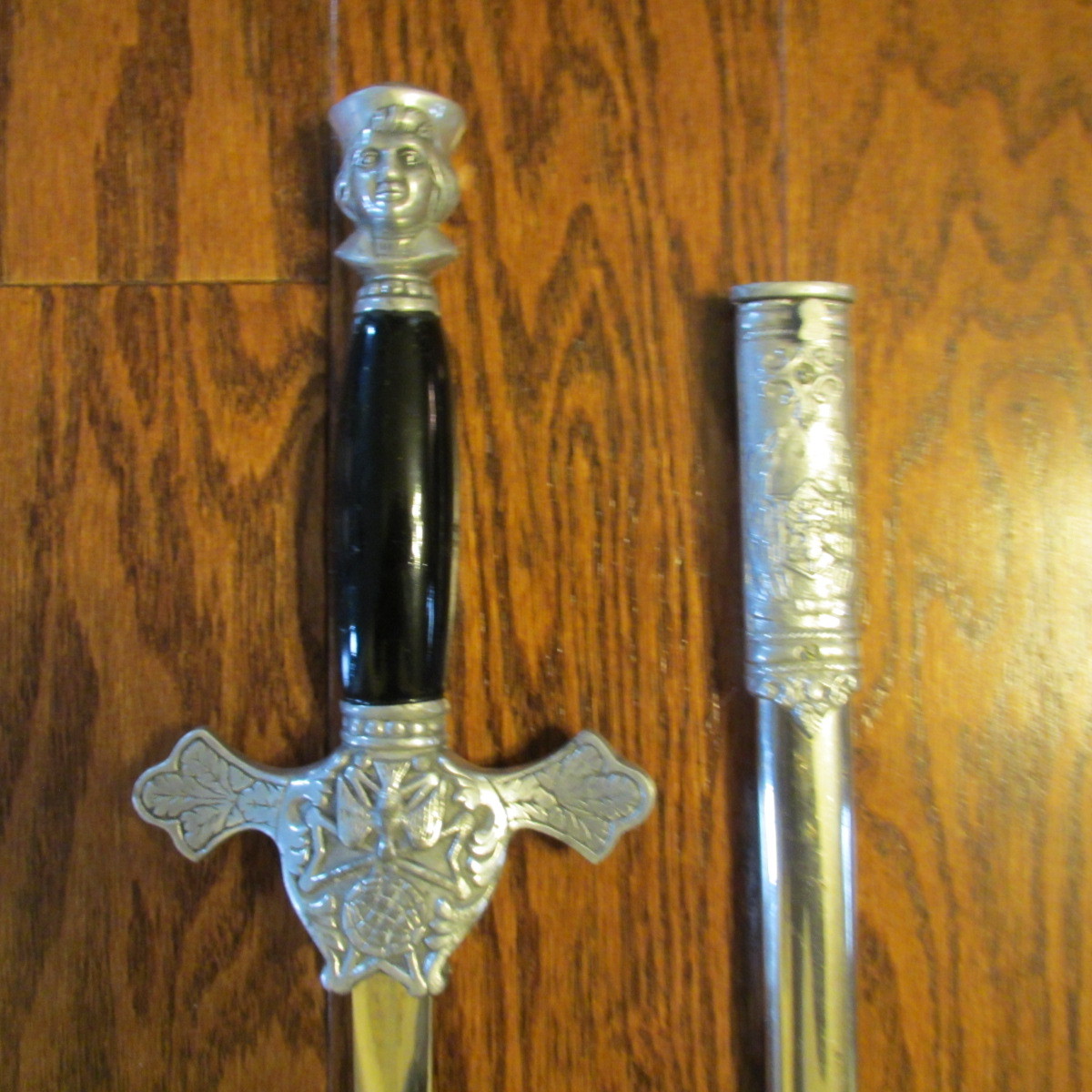 32 Inch Metal Sword with Sheath