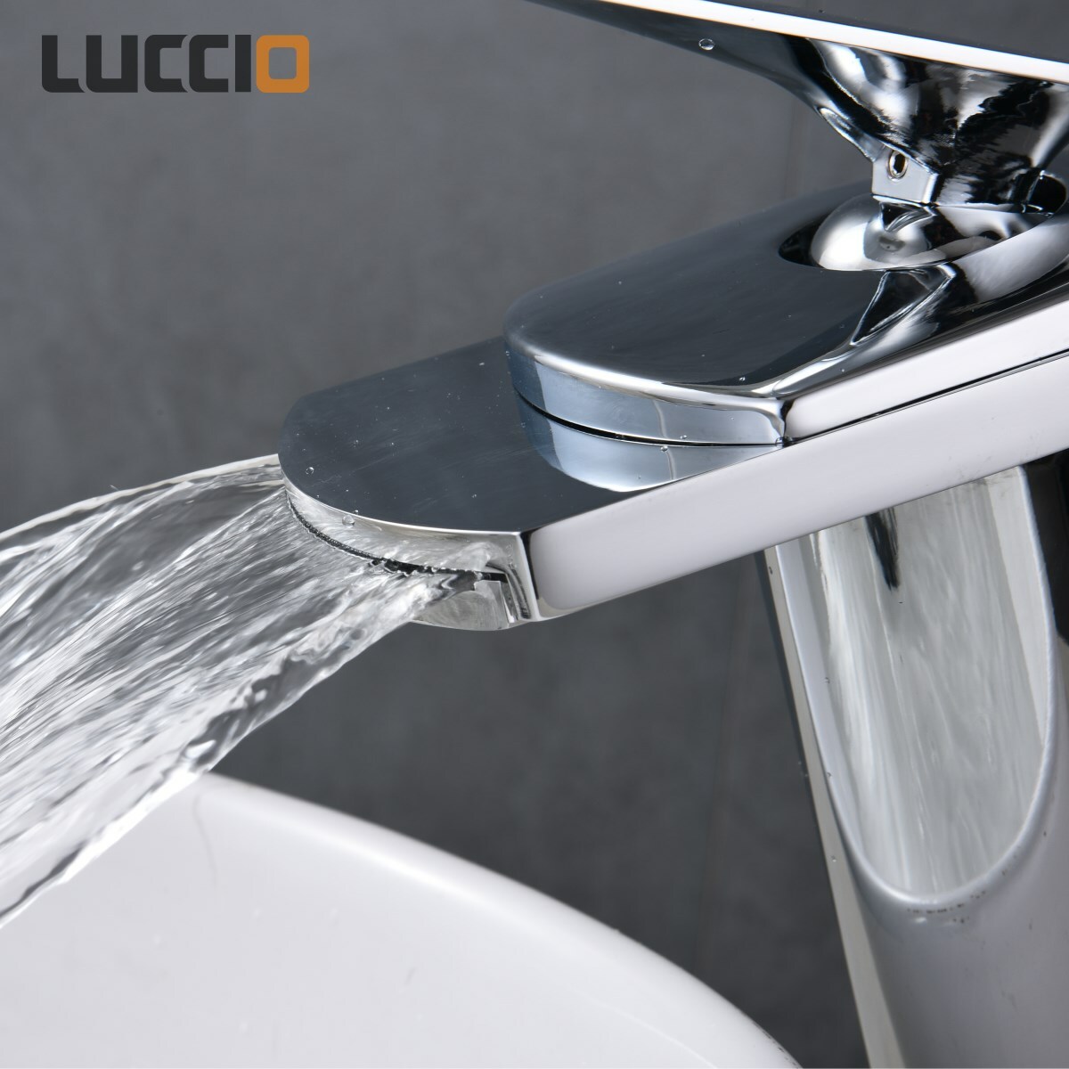 Einhebel Wasserfall Bad Armatur mit hohen Sockel für freistehende