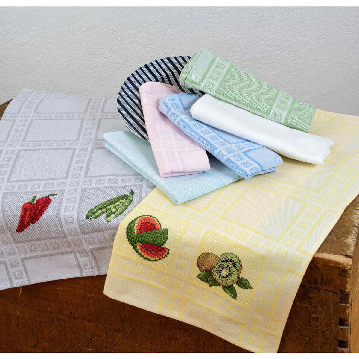 Küchenhandtuch „Blume“ Jacquardmuster mit Stickbordüre in Aida für Kreuzstich zu