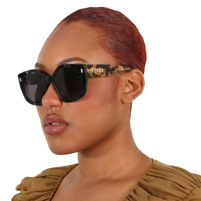 Pre-owned Fendi Smoke Geometric Ladies Sunglasses Fe40017i 01a 55 Fe40017i 01a 55 In Gray