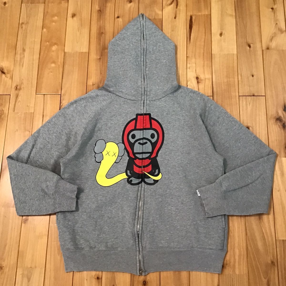BAPE × kaws milo bendy Full zip hoodie Gray A Bathing Ape Size M