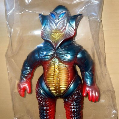 Mephilas Alien Bullmark Reprint Edition Ultraman Sofvi Soft Vinyl Figure Last 1