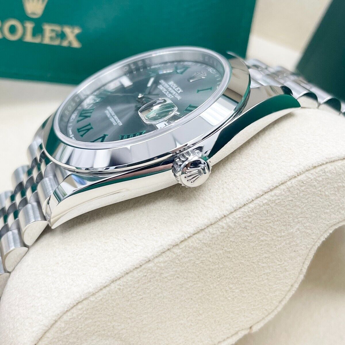 Pre-owned Rolex 126300 Datejust 41mm Wimbledon Dial Jubilee Bracelet Stainless Steel