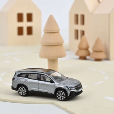 Norev 1/64 - Renault Espace E-Tech Full Hybrid - Shadow Grey