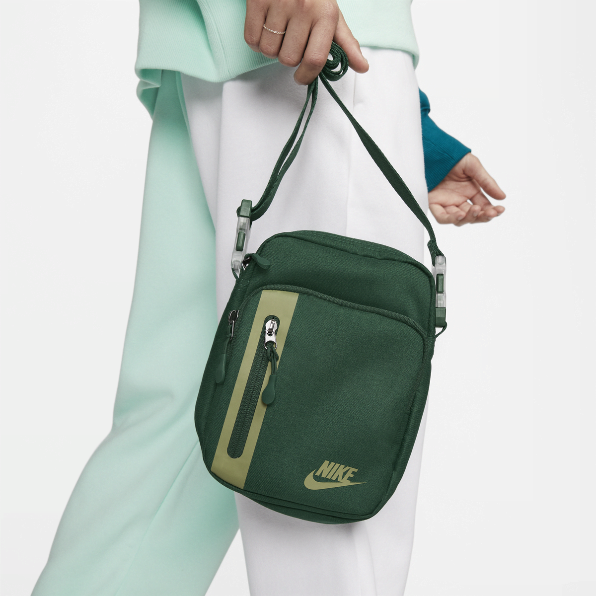 Nike core 3.0 sling bag hot sale