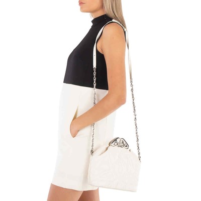 Pre-owned Alexander Mcqueen The Seal Box Crossbody Bag 762503 1ble2 9210 In Soft Ivory