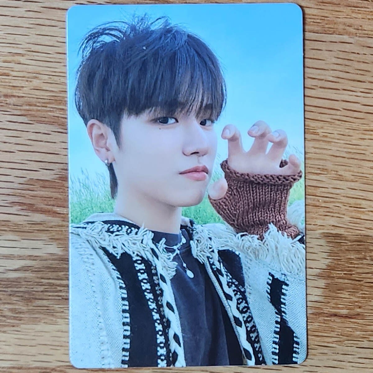 BOYNEXTDOOR WHY 直筆サイン入りフォトカード 【リウ】riwoo BOYNEXTDOOR リウ 19.99 サイン ポストカード 当選品 K-POP・アジア