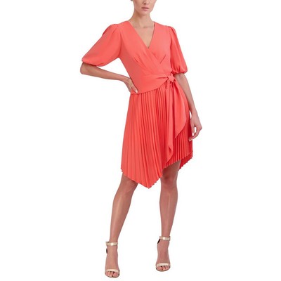 

BCBGMAXAZRIA Женское плиссированное коктейльное и праздничное платье с запахом BHFO 0962, Коралл