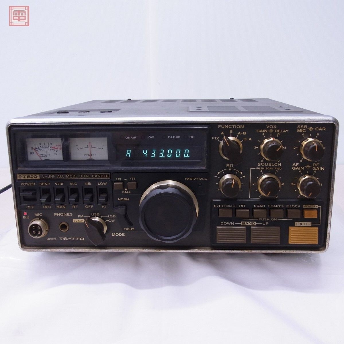 トランシーバー TRIO TS-500X SSB TRANSCEIVER MODEL Trio (Kenwood)TS500 HF transceiver arrived early from Santa