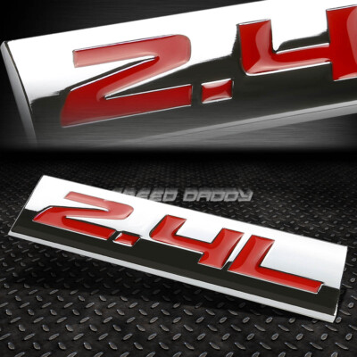 МЕТАЛЛИЧЕСКАЯ РЕШЕТКА БАГАЖНИКА ЭМБЛЕМА НАКЛЕЙКА С ЛОГОТИПОМ ЗНАЧОК ОТДЕЛКИ ПОЛИРОВАННЫЙ ХРОМ КРАСНЫЙ 2,4 л 2,4 Л