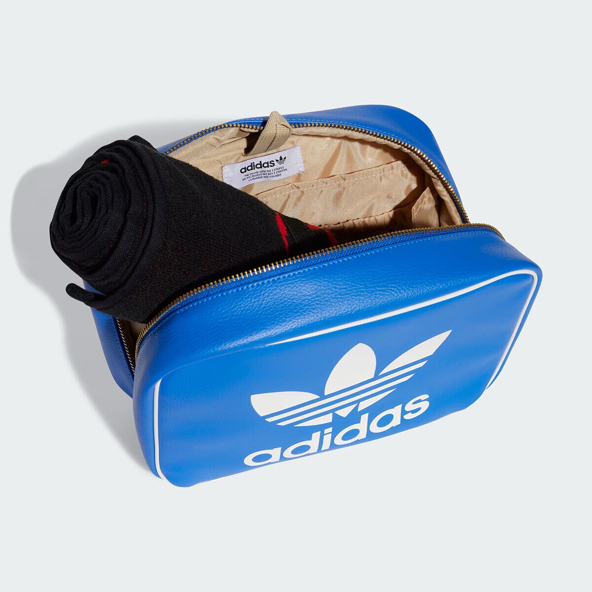 バッグ・カバンその他 adidas Cosmetic Bag Blue IX9806 New Adidas Originals ADICOLOR COSMETIC BAG IX9806 BLUE TAKSE