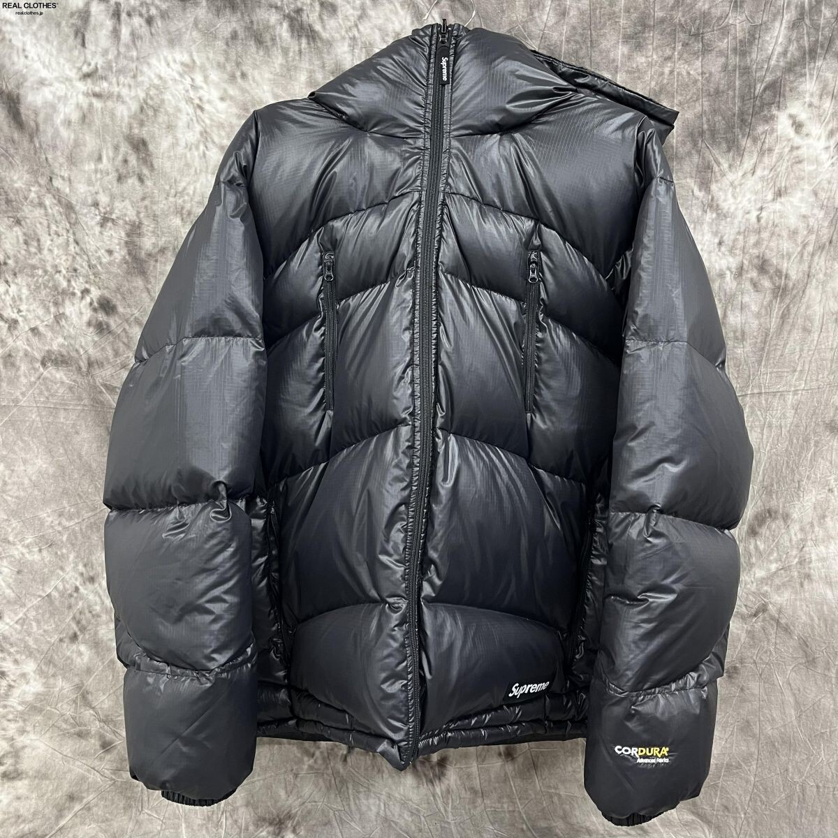 ジャケット・アウター supreme Reversible Down Puffer Jacket XL Supreme Reversible Down Puffer Jacket (SS24) - $338