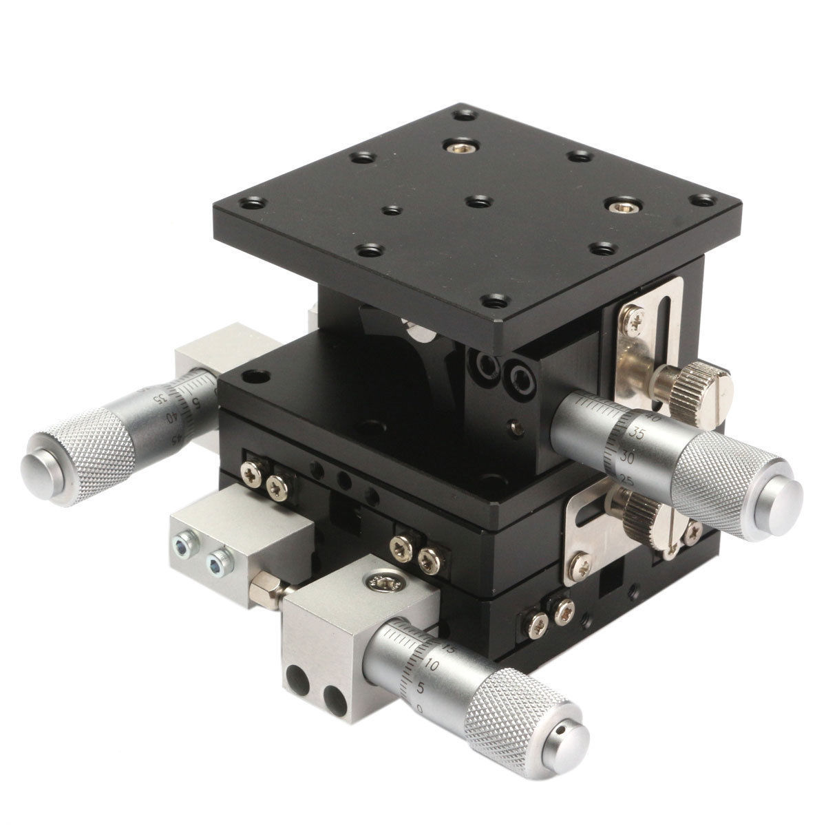 Xyz в 3д. Оси координат 3д. Оси координат xyz. Координатная система xyz. Xyz 3.