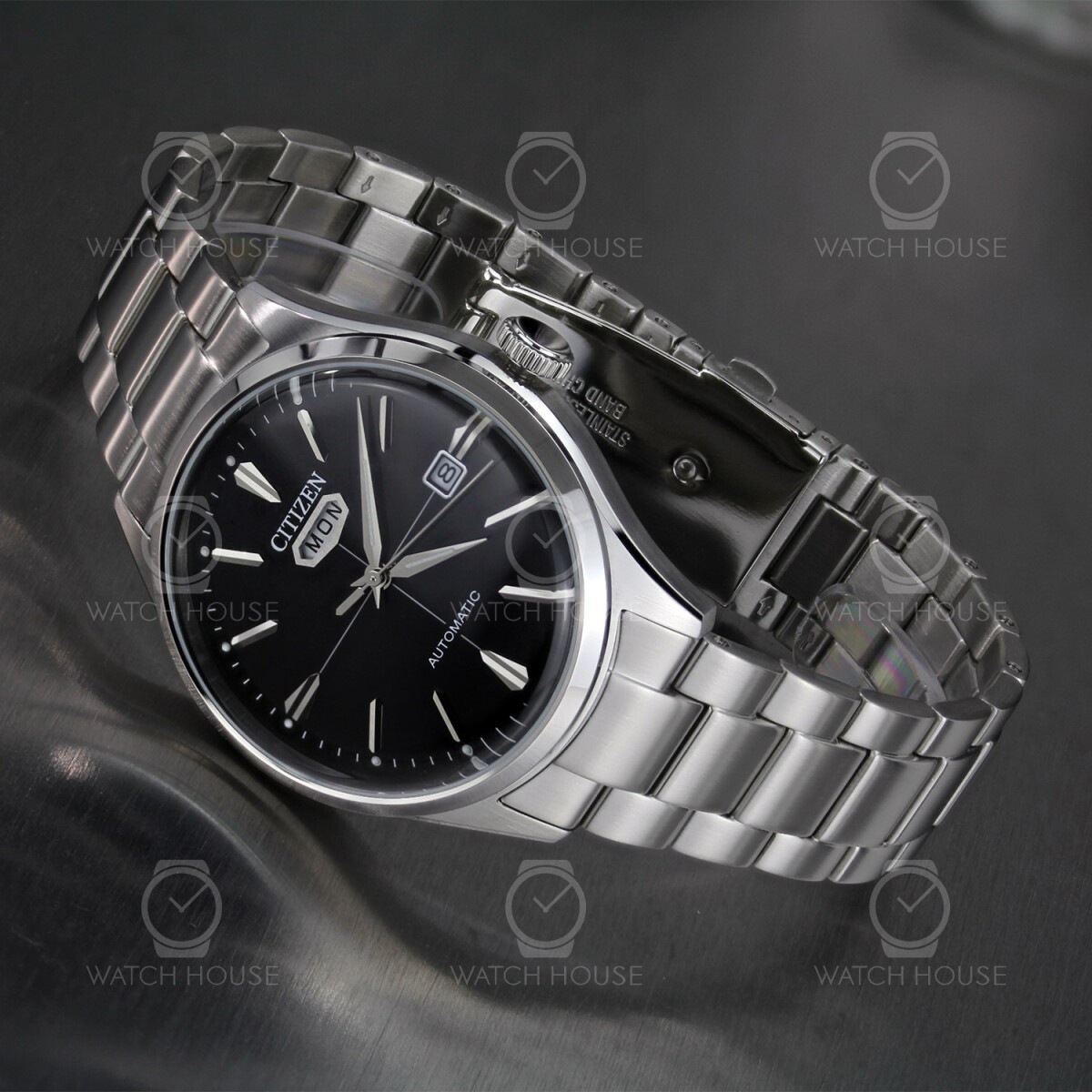 Citizen C7 Crystal Sev...