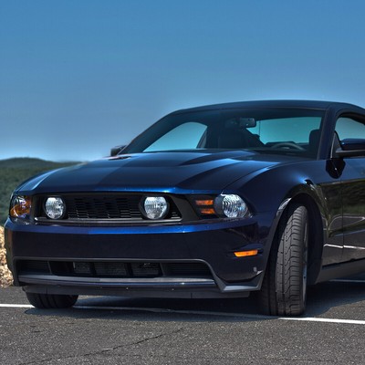 For 10-14 Ford Mustang Black Housing Headlight Amber Corner Signal Lamps Pair