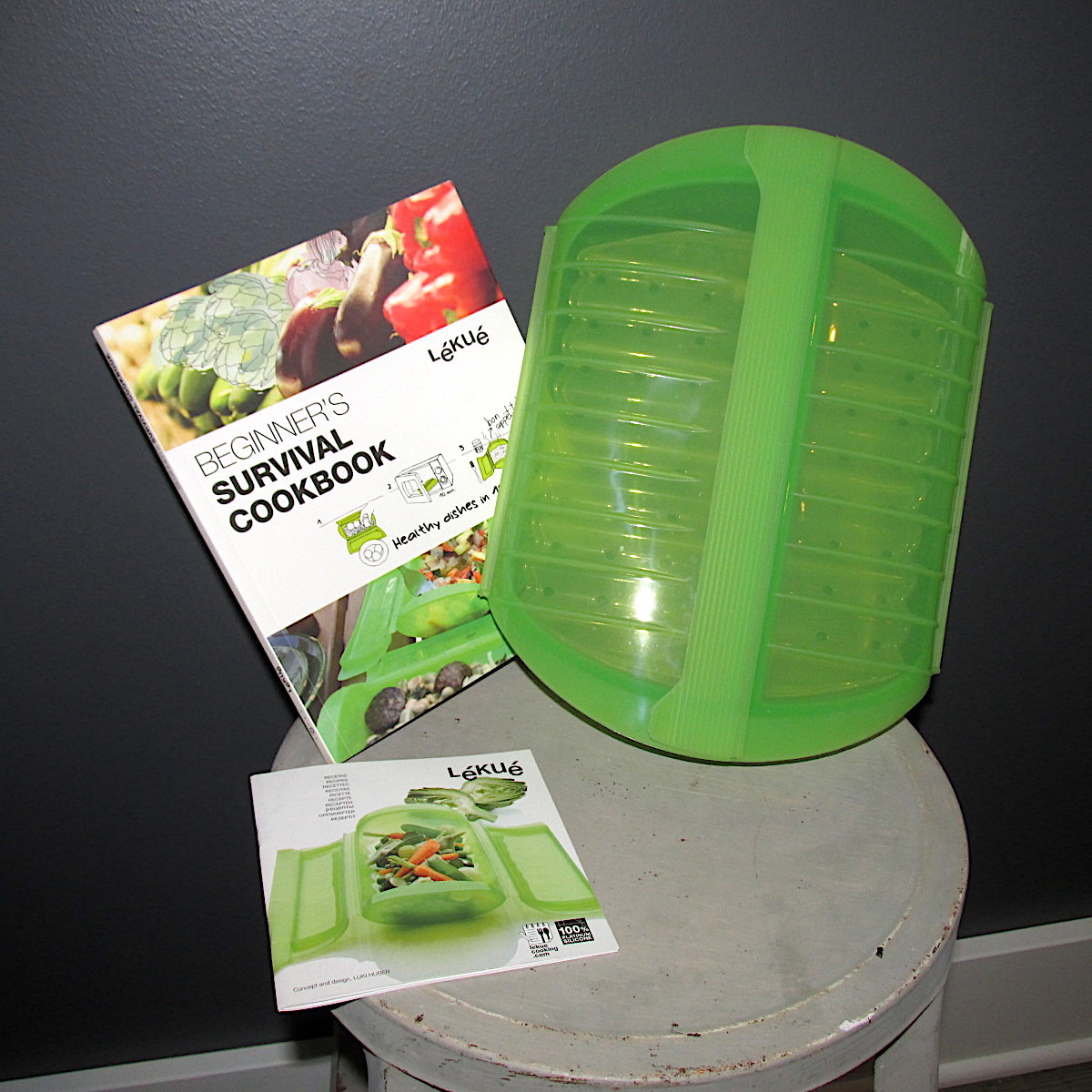 Lekue Steam Case With Tray 3-4 Person Green 47 Oz 1400 ML Plus Cookbook New