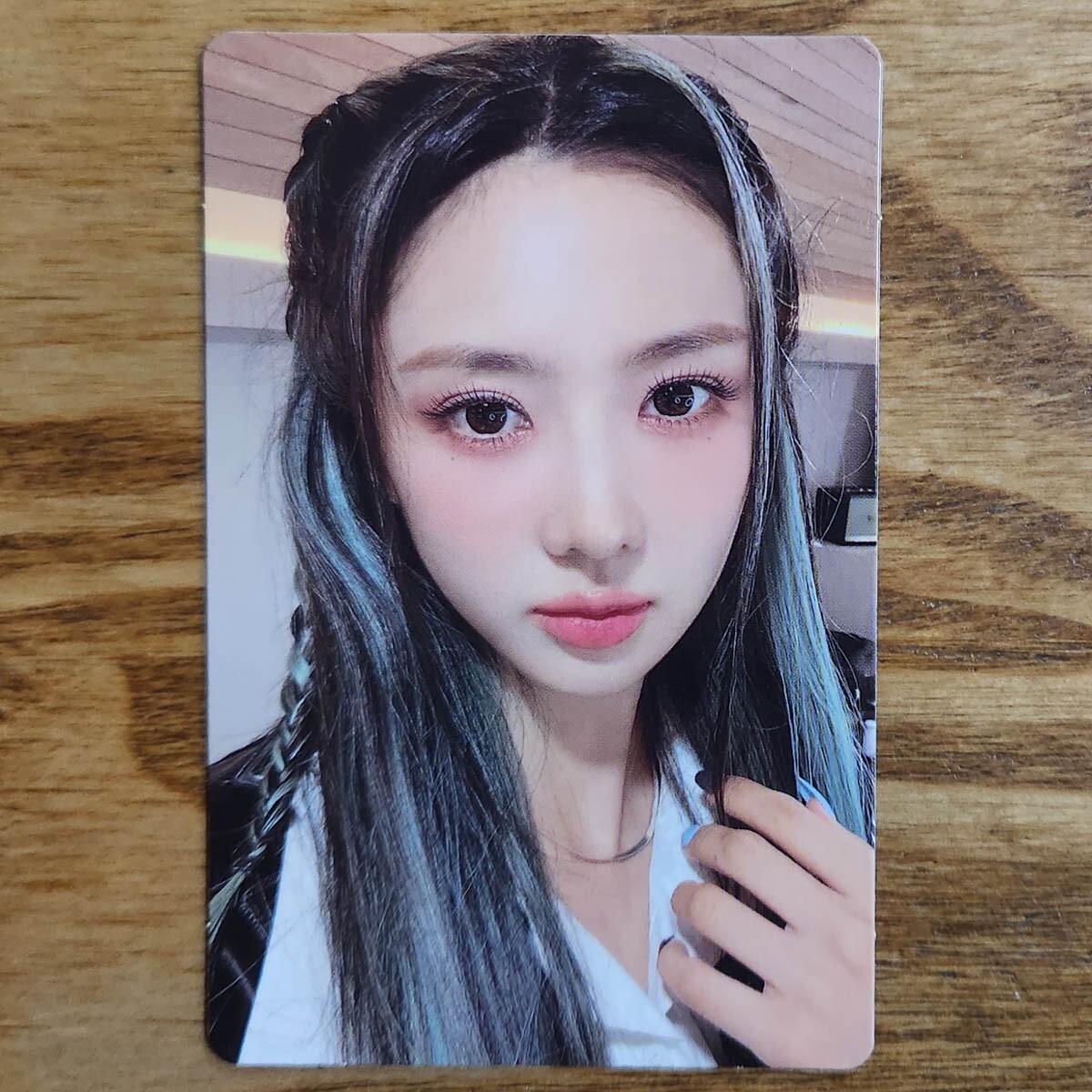 アイドル Dreamcatcher Yoohyeon signed WOOP poster $_57.JPG?set_id=880000500F