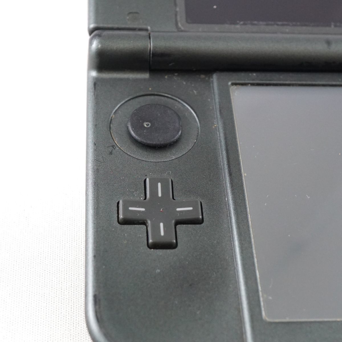Nintendo 3DS LL Console System Super Smash Bros. Edition Red