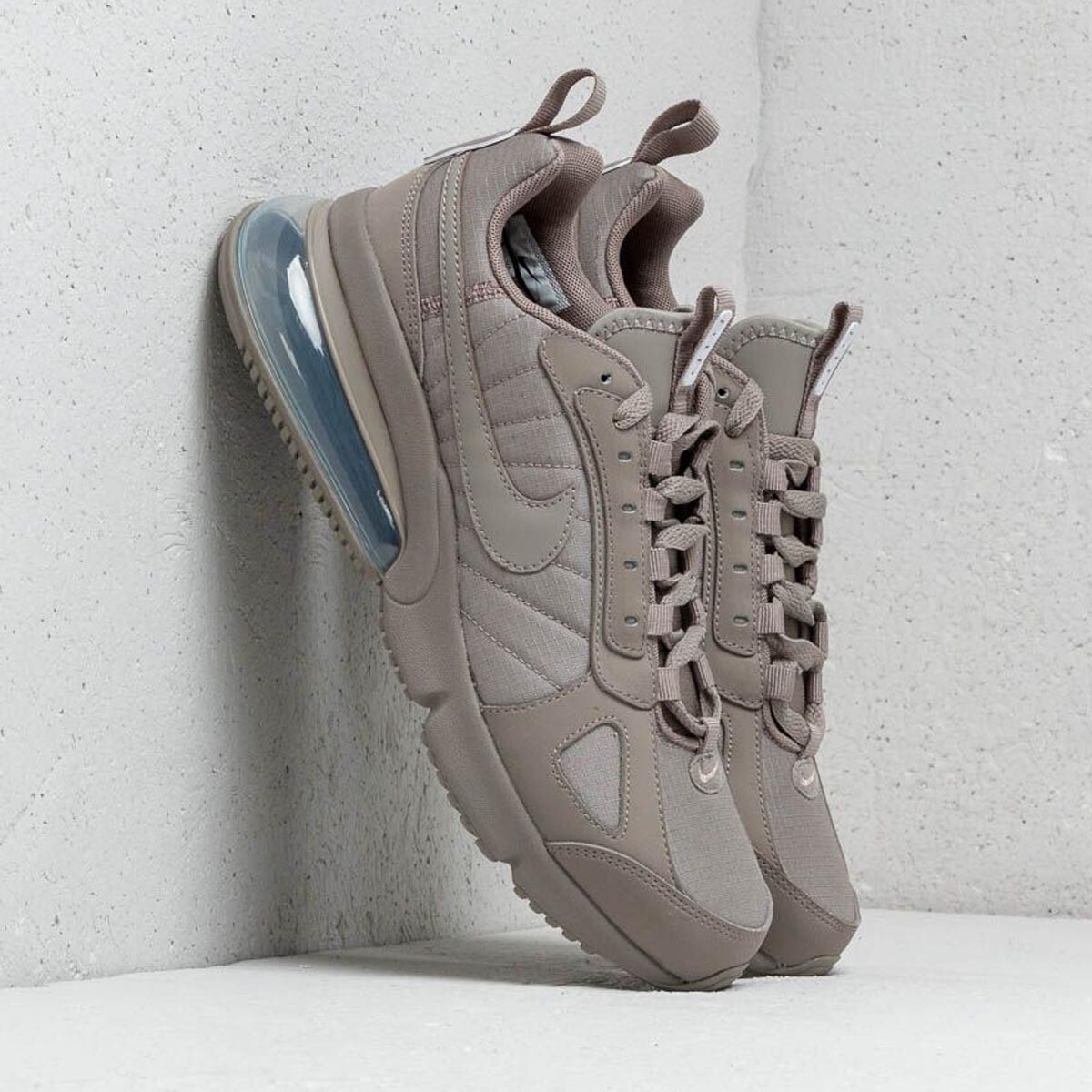nike max 270 futura
