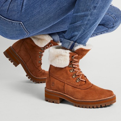 courmayeur valley shearling boot for women in rust