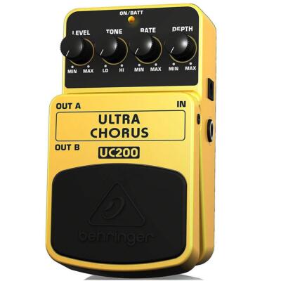 Педаль стереоэффектов Behringer Ultra Chorus UC200 Ultimate #000-60100-00010