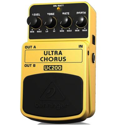 Педаль стереоэффектов Behringer Ultra Chorus UC200 Ultimate #000-60100-00010