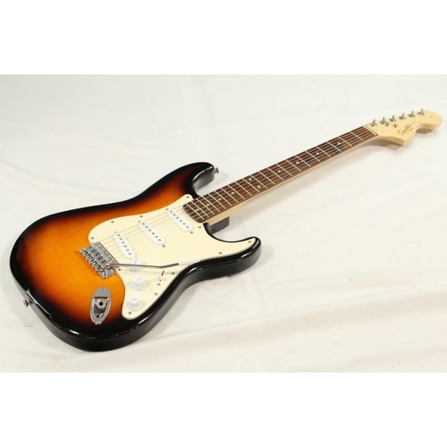 ジャンク Squier ストラトキャスター Affinity SSS Squier by Fender Affinity Series Stratocaster Junior HSS 3