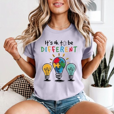 Its Ok To Be Different Autism Awareness Maglietta da donna puzzle lampadina