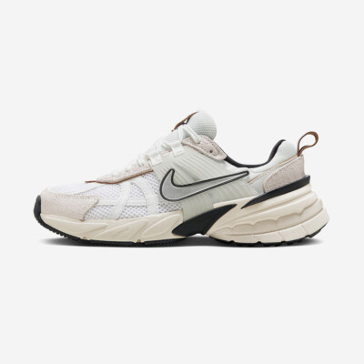 Женская обувь Nike W Nike V2K Run C.O.R. FN6703-100