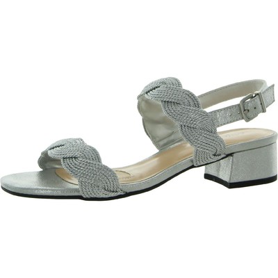 Легкие уличные женские босоножки Charee Silver на плоской подошве 7.5 Medium (B,M) BHFO 1417