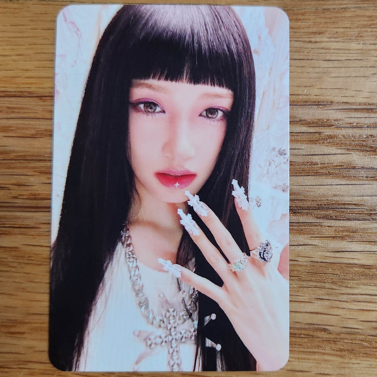 IVE ミニブ　フェイスクッション　イソ　leeseo Leeseo Official Photocard Ive 2nd Mini Album Ive Switch