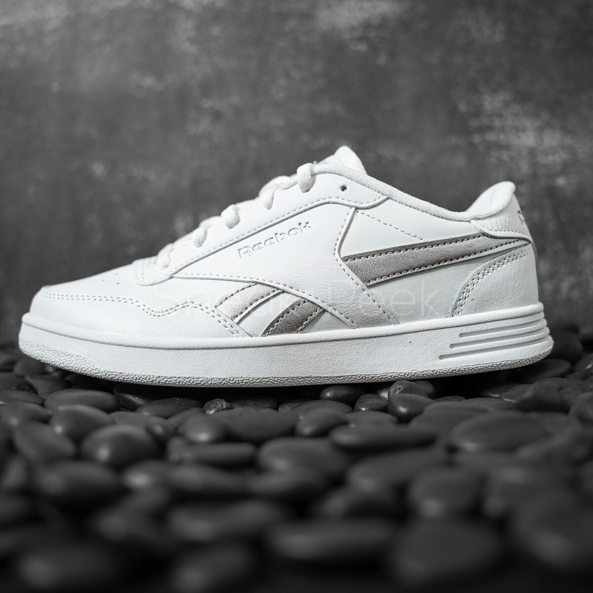 reebok royal tecque