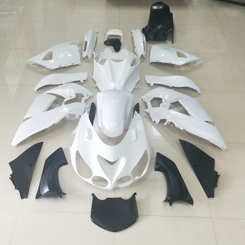 modelさま専用 Ninja ZX-14R ABS］2015年モデルが初期型ニンジャを彷彿とさせる
