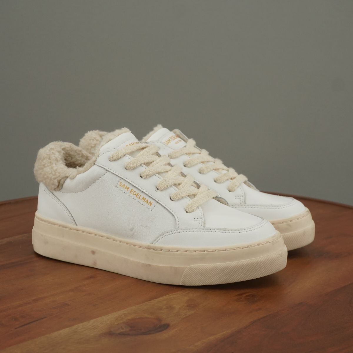 【SAM EDELMAN】WESS COZY シアリング スニーカー Sam Edelman Womens Wess Cozy Sneakers Shoes White Leather