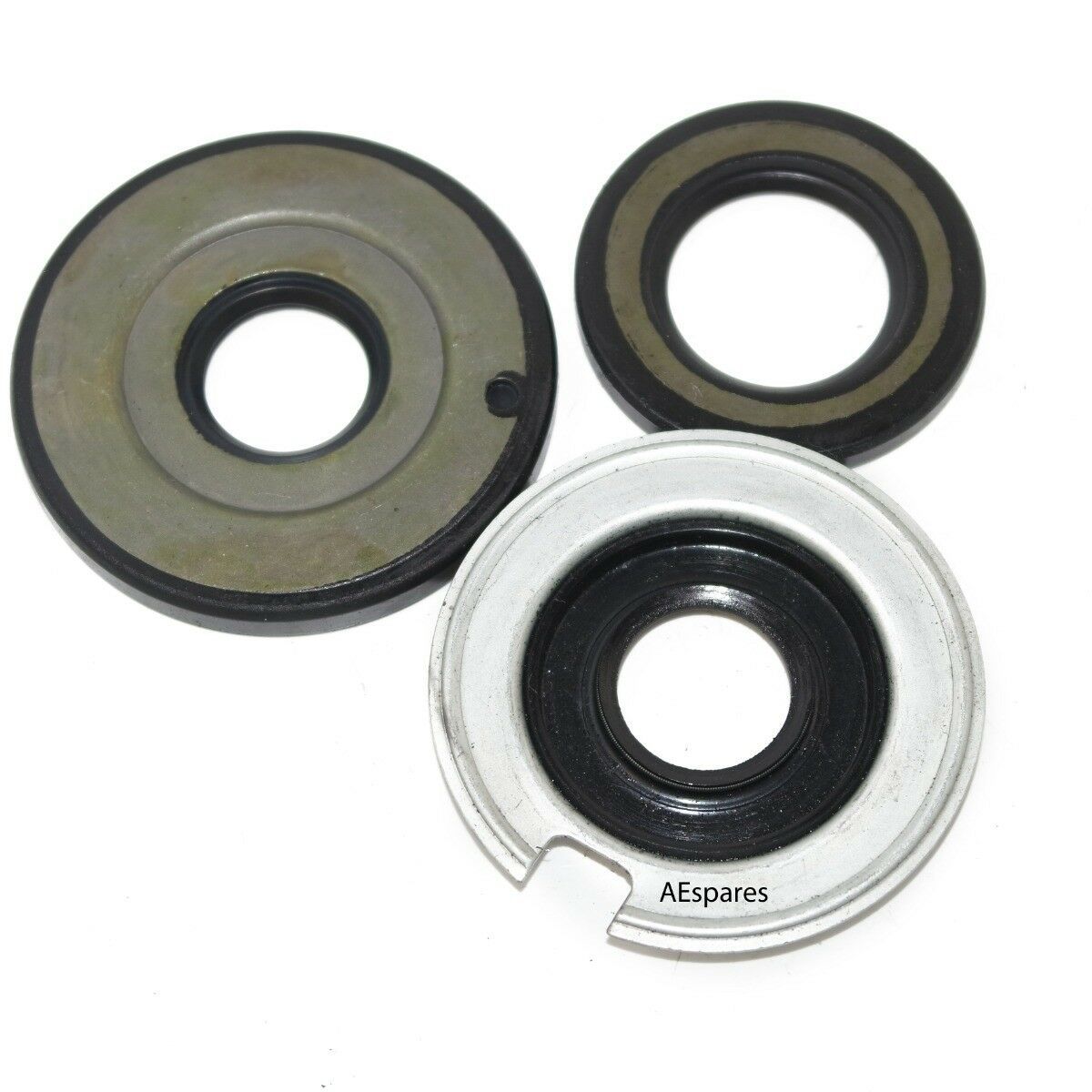 New Vespa Engine Oil Seal Kit of 3 Seals Rally P200E V90 V100 