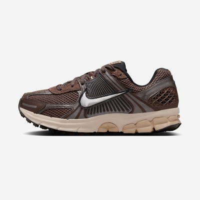Женская обувь Nike W Nike Zoom Vomero 5 C.O.R. FN6742-201