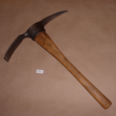 Military pickaxe 2024