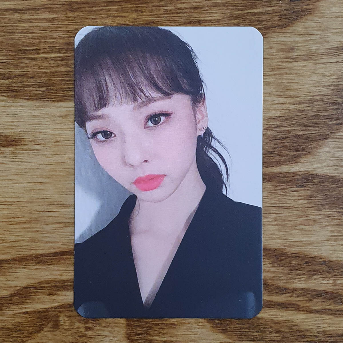 loossemble loona vivi チェキ LOONA [LOOSSEMBLE] Vivi Autographed Signed Ever Music Album