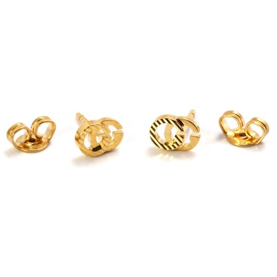 Pre-owned Gucci Running Gg Diagonal Motif Earrings, 18 Karat Yellow Gold