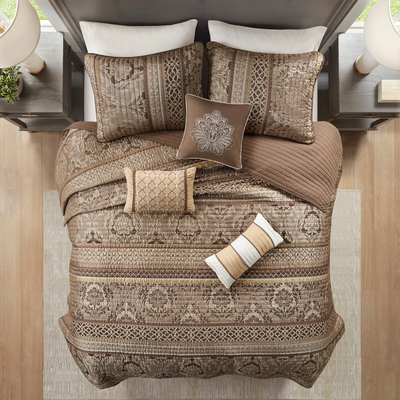 Bellagio 6 Piece Jacquard Quilt Set with Throw Pillows by Madison Park