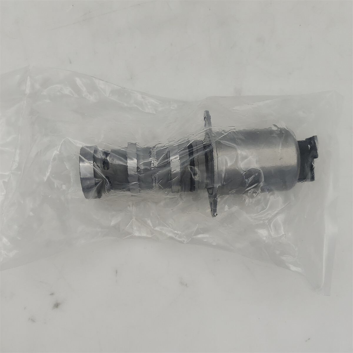 Thermostat Fits For Volvo D13 23013323 23871486 22032020