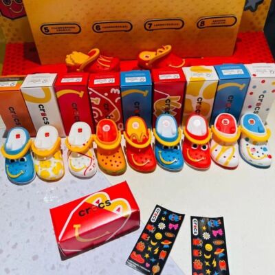 2024 McDonalds Mini Crocs Keychain Happy Meal Toys Completed Set All 10 PCS Toy！