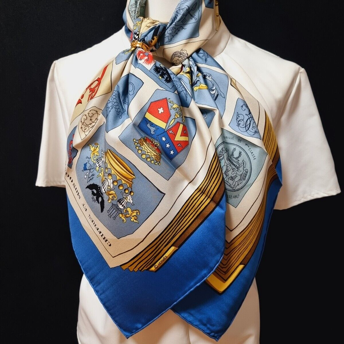 HERMES CARRE POIS COUTURE シルクスカーフ s-l1200.png
