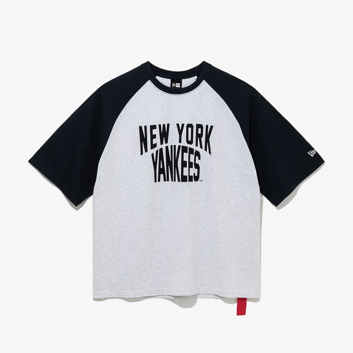 ☆New Era☆ MLB New York Yankees Raglan T-Shirt Evening Blue New Era 2025 MLB New York Yankees Raglan T-shirt, Evening