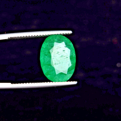 Gemstone - 100% Natural Certified Colombian Green Emerald Oval Cut 6.50 CT