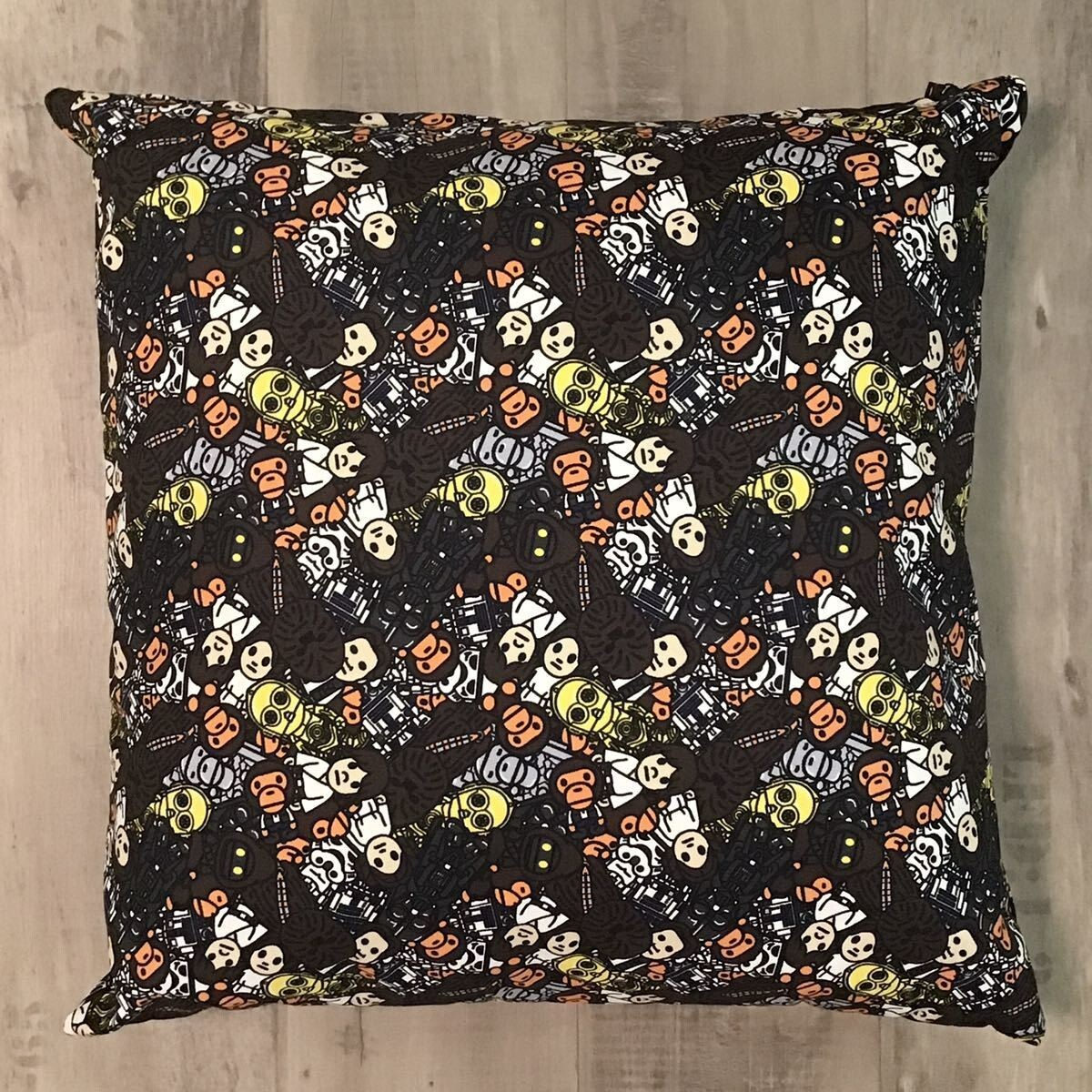 アベイシングエイプ　スターウォーズ　クッション BAPE × Star Wars Milo pillow Cushion A Bathing Ape | eBay
