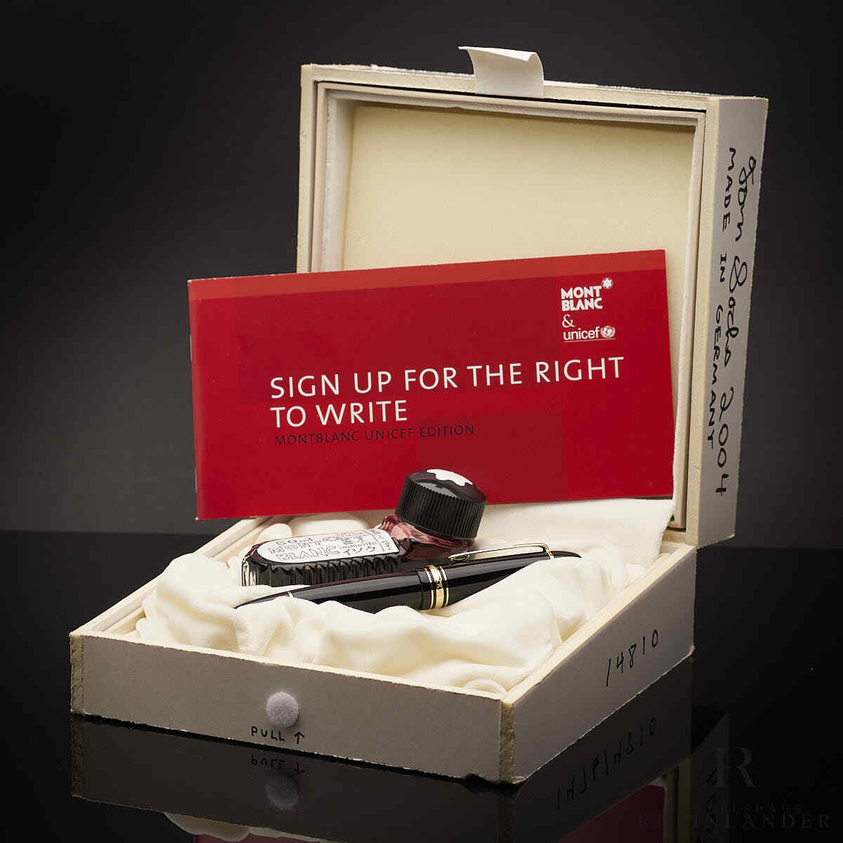 ボナンペン Townsend Classic Black Lacquer Ballpoint Pen | Cross – A.T. Cross